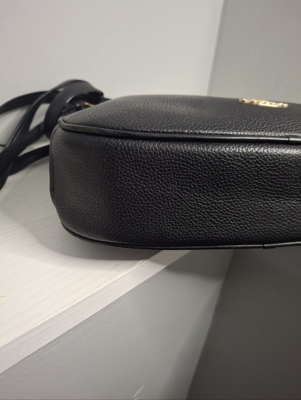 Coach Chaise Black Polished Pebble Leather Crossbody Bag Gold Hardware - Picture 5 of 9